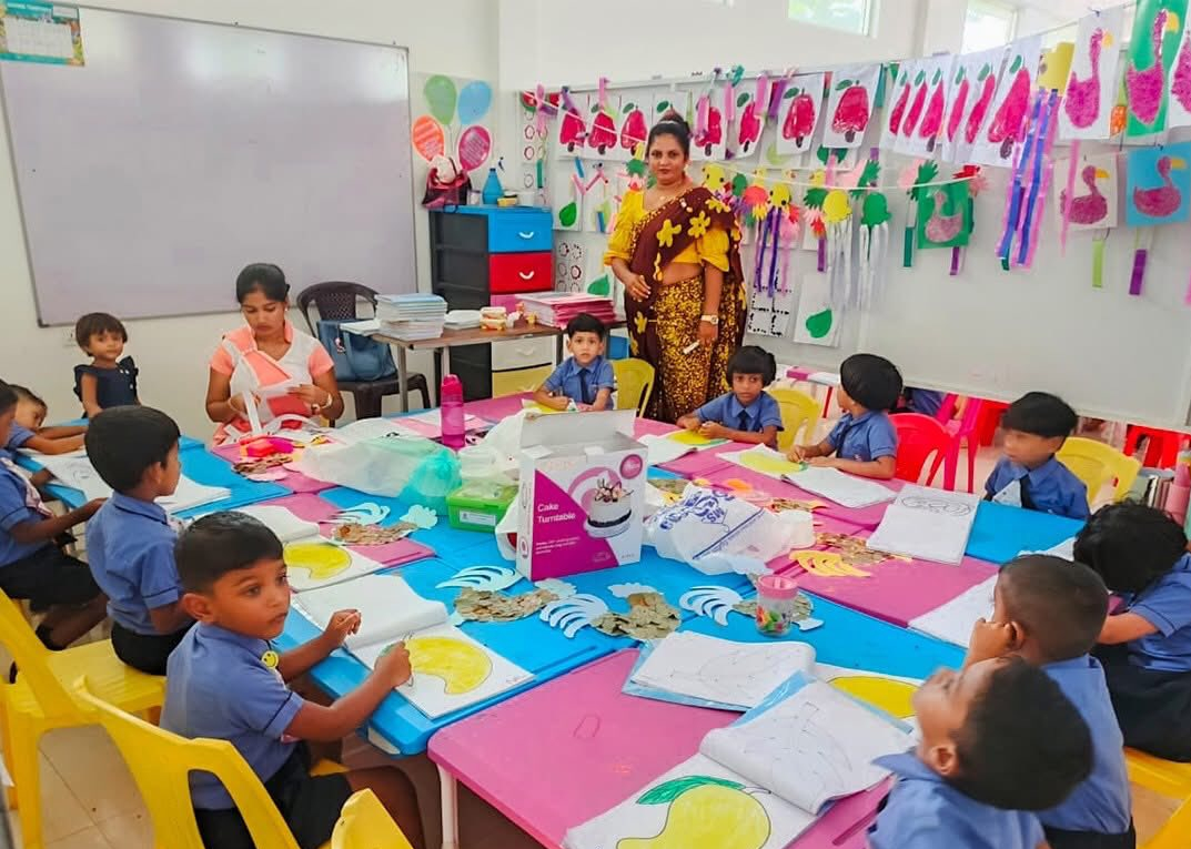 Students learning together